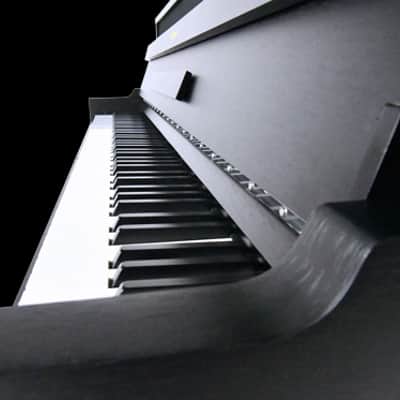 Suzuki VG-88 Upright Digital Piano with Bench and Free Curbside Delivery! image 6