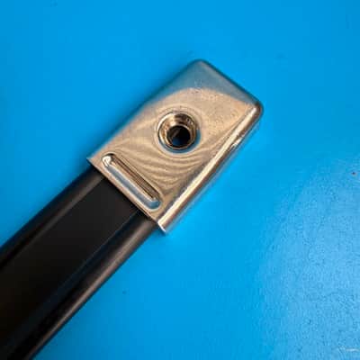 Fender Rumble 15 (PR2490) Bass Amplifier Part: Carrying Handle with Screws image 5