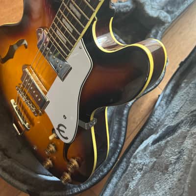 VIDEO DEMO UPDATED! Epiphone "Inspired By" John Lennon(US customers, tax included in shipping cost) Signature '65 Casino 2009 - 2014 - Vintage Sunburst with hard case image 10