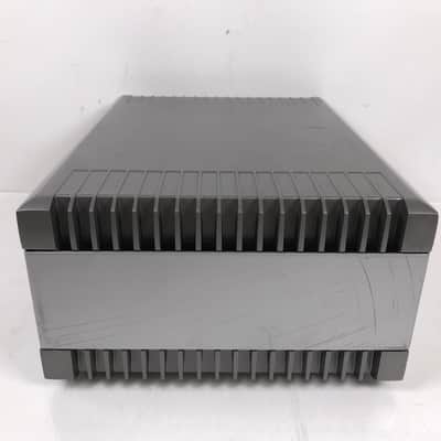 Quad 909 Stereo Power Amplifier image 7