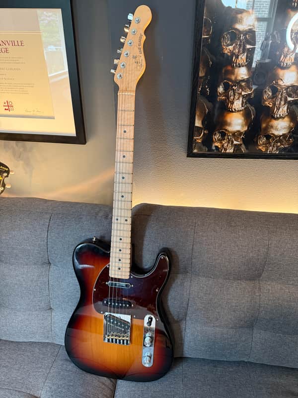 G&L Fullerton ASAT Classic 'S'-ALNICO 2014 3 Tone Sunburst image 1