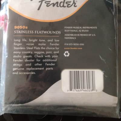 Fender 9050 stainless steel flatwound bass strings - new image 2