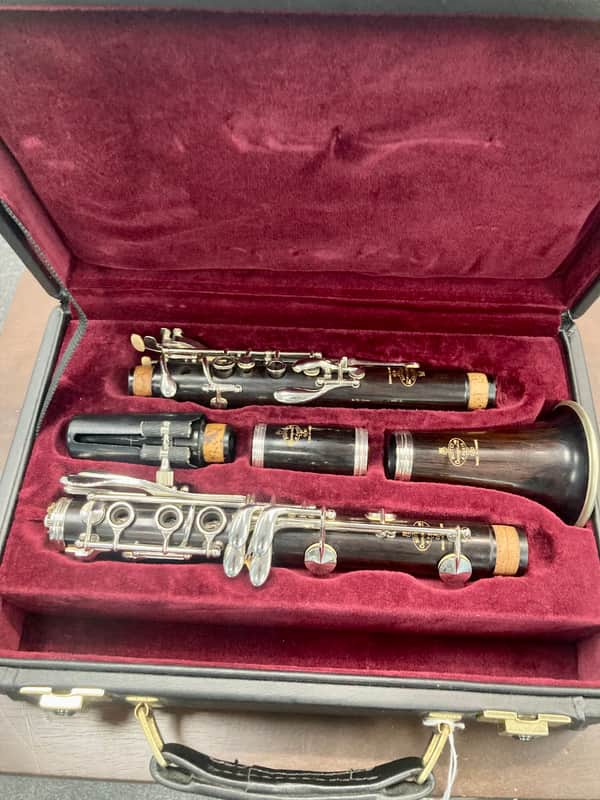 Buffet Crampon R-13 Professional Bb Clarinet