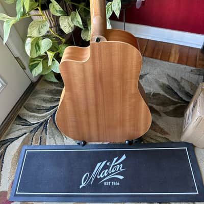 Maton EM 225c w/AP5 pro 2011 - Satin image 7
