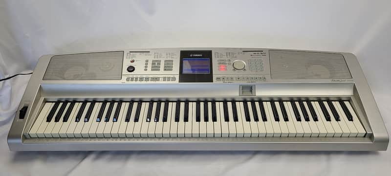 Yamaha DGX-305 Protable Grand Electric Piano Synthesizer | Reverb