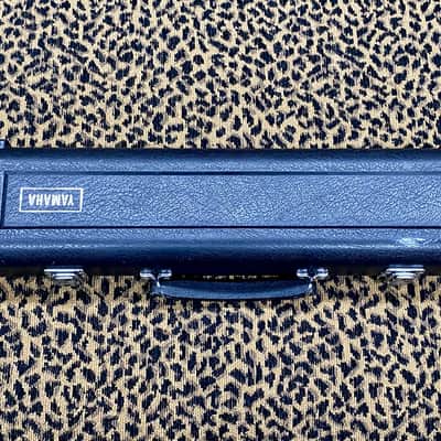 Yamaha YFL-382 Intermediate Flute Inline G B-Foot - Solid Silver Headjoint image 10