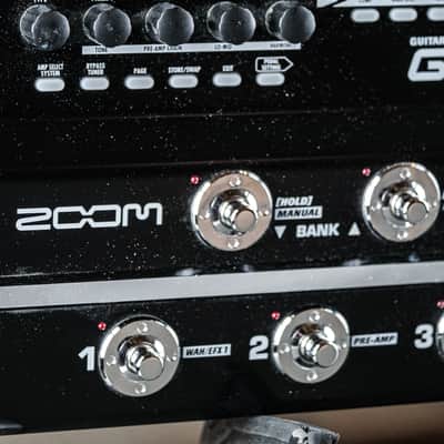 2000s Zoom G7.1ut Guitar Effects Console image 2