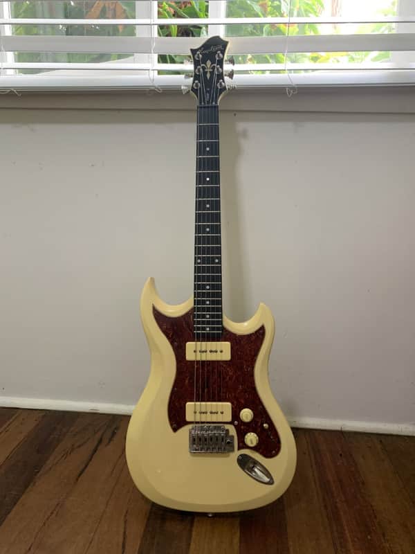 Hagstrom F200P | Reverb Canada