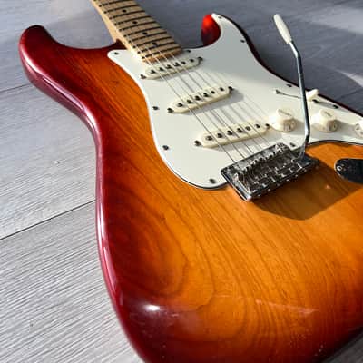 Fender American Professional Stratocaster image 2