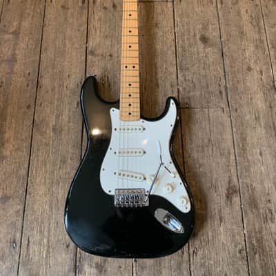 Immagine 1973 Fender Stratocaster Black/Maple neck with hard shell case. - 5