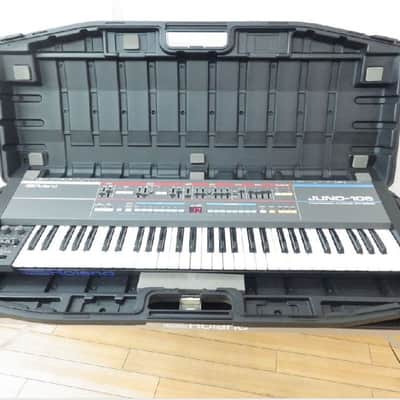 Roland Juno 106s 61-Key Programmable Polyphonic Synthesizer 1984 - 1991 - Black image 11