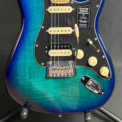 Fender Player Stratocaster HSS Plus Top Electric Guitar Blue Burst w/ Case