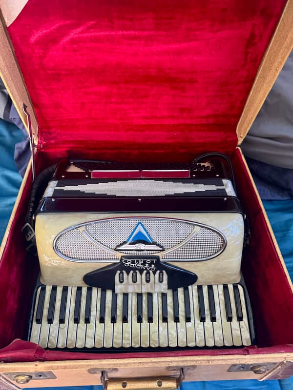 Vintage Italian Accordion, Iorio Candido- Original Box image 1