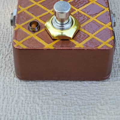 Handpainted Logical Bass Preamp effects pedal image 2