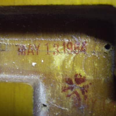 Fender Precision Bass 1964 - Sunburst image 17