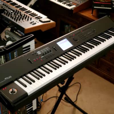 MUST SEE!!! KORG M50 88 FULLY INSPECTED/SERVICED AND IN AMAZING CONDITION!
