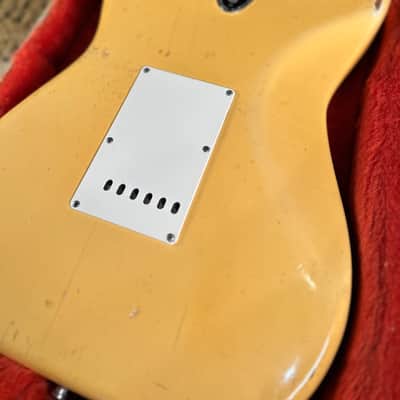 Fender Stratocaster with 3-Bolt Neck, Maple Fretboard 1971 - 1977 - Olympic White image 22