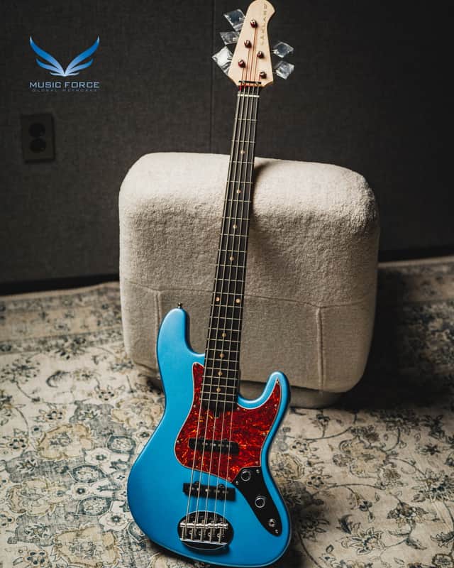 Lakland USA 55-60 Vintage J Bass-Lake Placid Blue w/Ebody | Reverb
