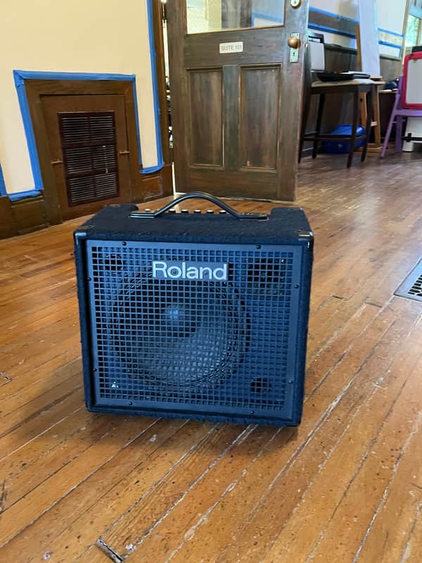 Roland KC-200 4-Channel 200-Watt 1x15" Keyboard Combo