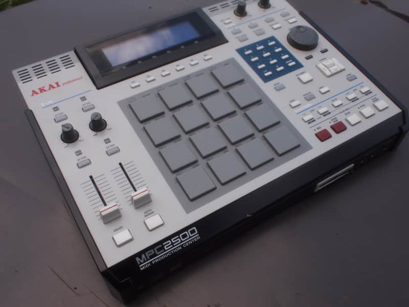 Akai MPC2500 *ghostinmpc* custom + JJOSXL image 1