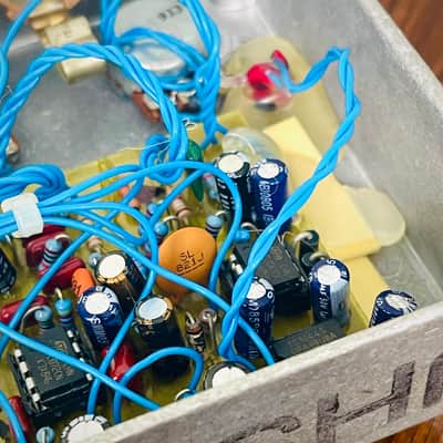 2010 JHS Klon Clone Replica Handwired Guitar Pedal Aged Raw Silver with Daka-Ware 1470 Oxblood Davies Knobs image 9