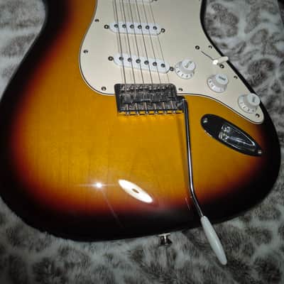 Fender Strat 2006 - Gloss sun burst image 1