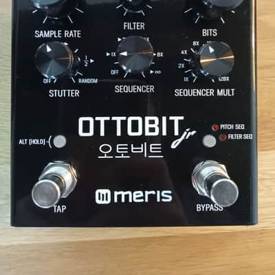 Meris Ottobit Jr. 2010s - Black image 1