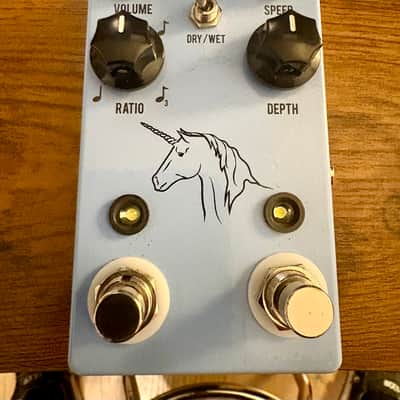 JHS Unicorn V2 2018 - Present - Blue image 1