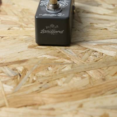Landlord Banging Hangover Reverb Pedal - Boxed - Pre-owned image 6