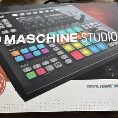 Native Instruments Maschine Studio 2010s - Black image 7