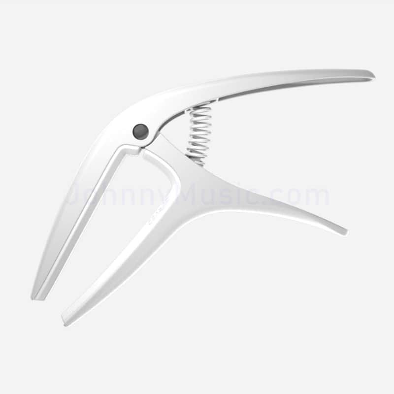 Immagine Axis Dual Radius Capo White, Alumn-Ergo-Precision - 6/7-Strg Dual Curved/Flat FB Fits Folk, Electric, Classical Guitars Compatible - 1