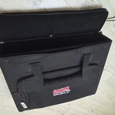 Orange OB1-500 Bass Amp Head with Gator Case image 5