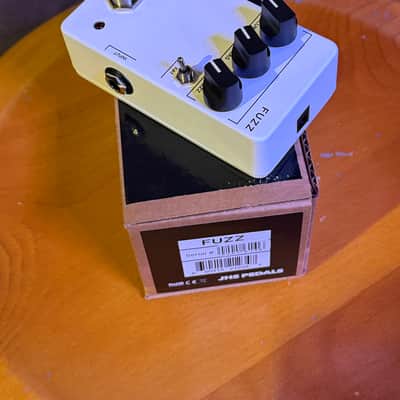 JHS 3 Series Fuzz 2020 - Present - White image 2