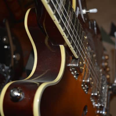 2017-18 Eastwood Airline H74 DXL Semi-Hollowbody in Honeyburst w/ a Bigsby, New Nickel Dunlop Straploks & a Mint Eastwood Hardshell Case ~ Mint ! image 11