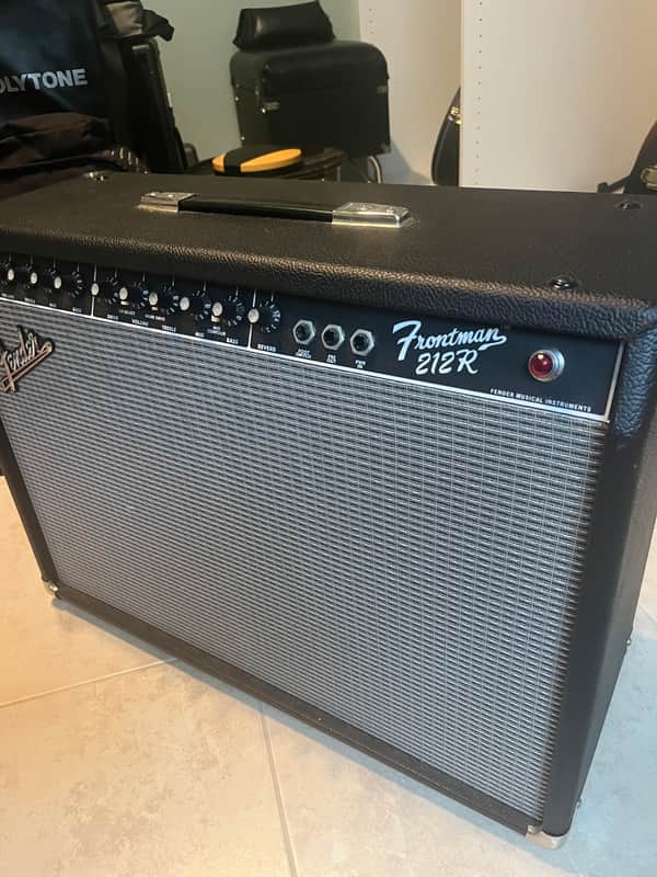 Fender Frontman 212R 2-Channel 100-Watt 2x12" Solid State Guitar Combo