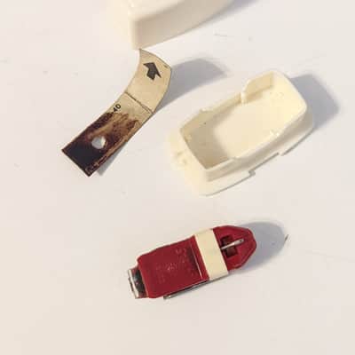 Vintage ELAC KST 103 Stereo Ceramic Phono Cartridge  - w/ Original Case & Stylus Guard (Ideal for Braun SK/Phonosuper) image 2