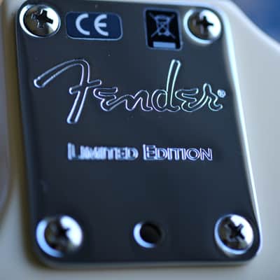 Fender Limited Edition American Standard Offset Telecaster 2016 - Olympic White image 9