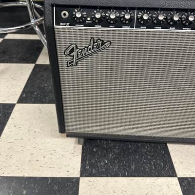Fender Pro Reverb-Amp 2-Channel 50-Watt 1x12" Guitar Combo 2001 - 2005 - Black image 2
