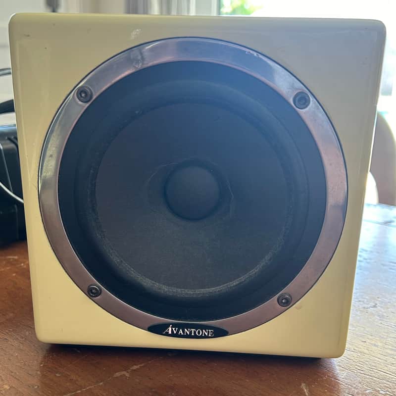 Avantone Pro Active MixCubes (Single) 2011 - Present - Buttercream image 1