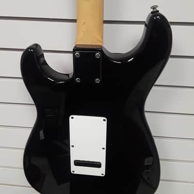 Used G&L Tribute Legacy Electric Guitar with Hardshell Case image 5