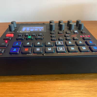 Elektron Syntakt 12 Track Drum Computer & Synthesizer 2022- Present - Black image 6