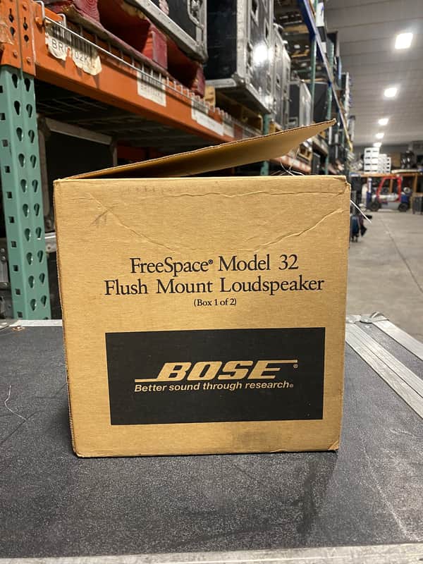 Bose Free Space Suface Mount FS2CW LOUDSPEAKERS - White image 1