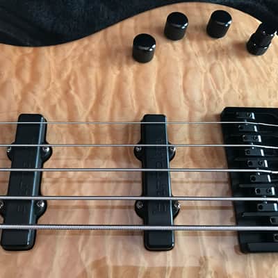 Modulus Graphite Genesis 5 String Flamed maple fingerboard and Quilted maple top! Gloss Natural image 3