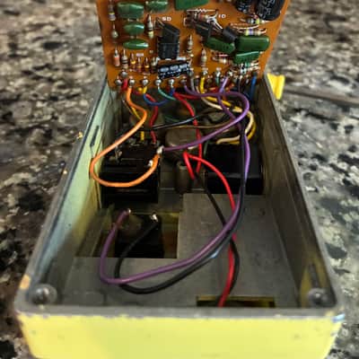 Boss SD-1 Super OverDrive NEC C4558C (Black Label) 1981 - 1988 - Yellow image 4