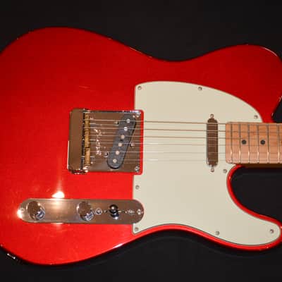 Fender American Professional Telecaster with Roasted Maple Fretboard 2017 - Candy Apple Red image 3