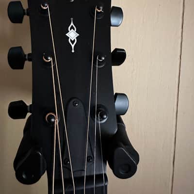 Taylor 324ce Grand Auditorium Mahogany Shaded Edgeburst ES2 2025 - Mahogany Shaded Edgeburst image 11