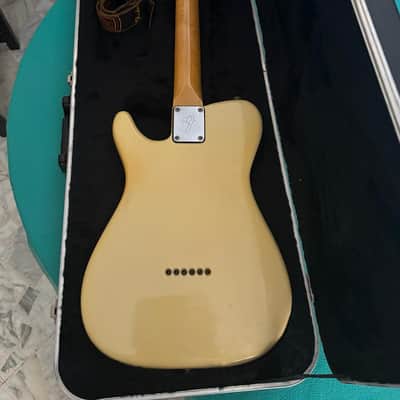 Fender Bullet Deluxe with Rosewood Fretboard 1981 - 1982 - Ivory image 7