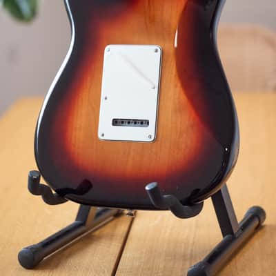 2019 Fender Player Series Stratocaster - in 3 Tone Sunburst image 11