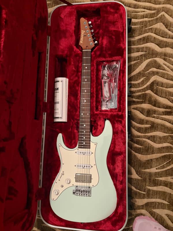 Ibanez AZ2204NWL-MGR Prestige Left-Handed