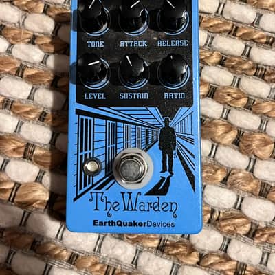 EarthQuaker Devices Warden Optical Compressor | Reverb